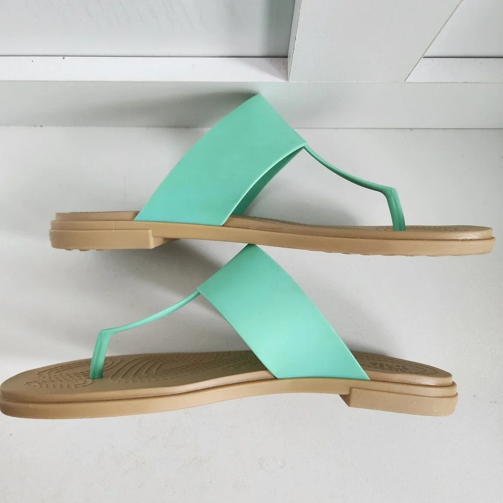 Crocs Serena Flip Sandals Womens 10 Mint Green Tan Thong Flat Comfort 205468